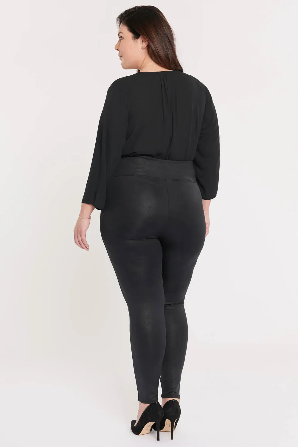 Pull-On Skinny Legging Pants In Plus Size - Jet Black