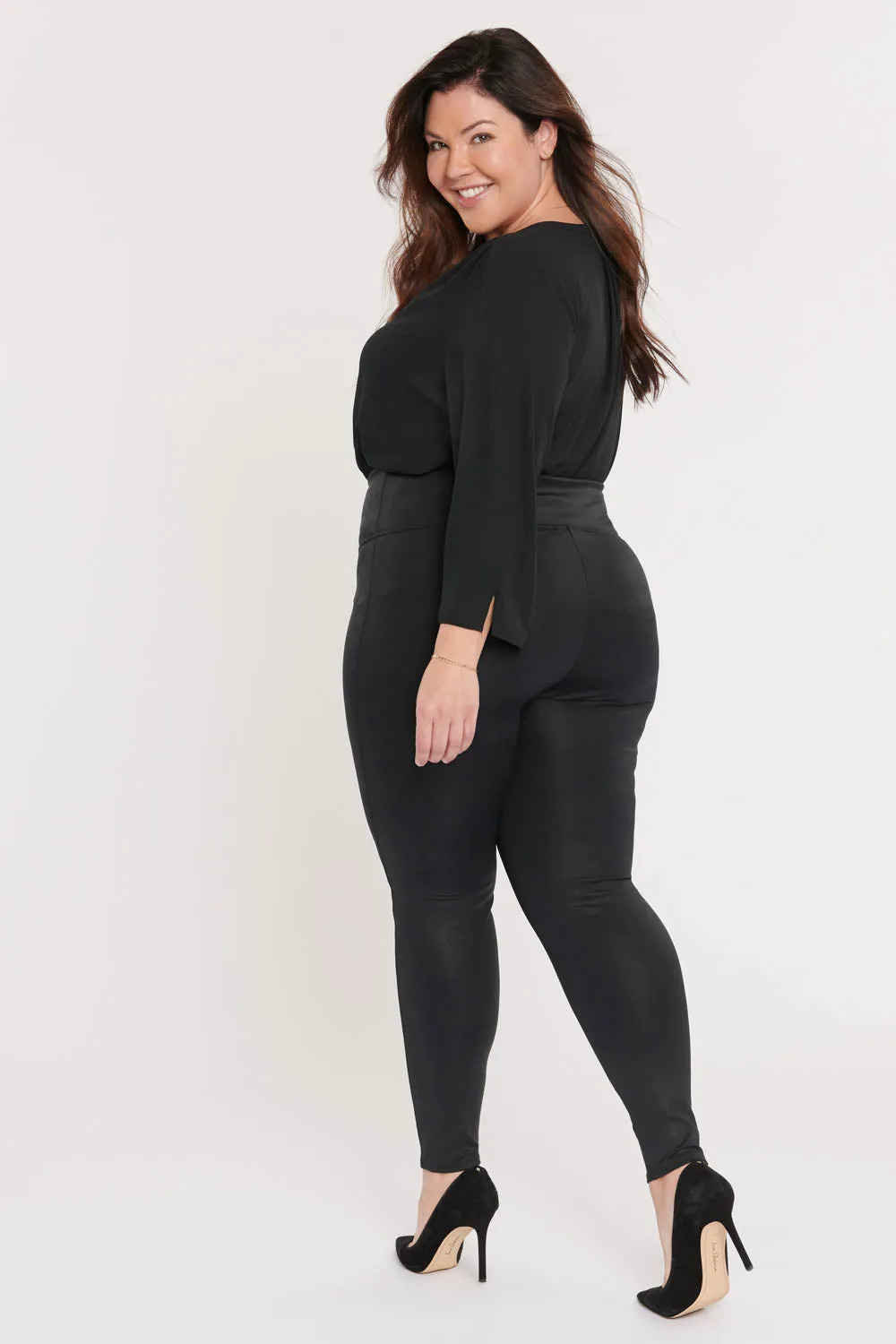 Pull-On Skinny Legging Pants In Plus Size - Jet Black