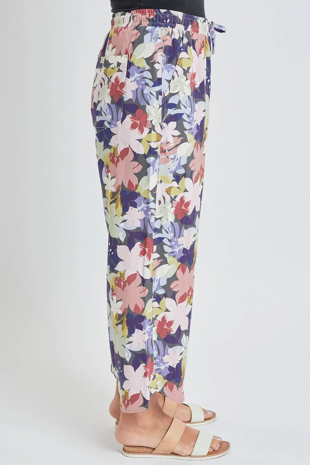 Women's Pull-On Stove Pipe Pant With Tulip Hem Detail