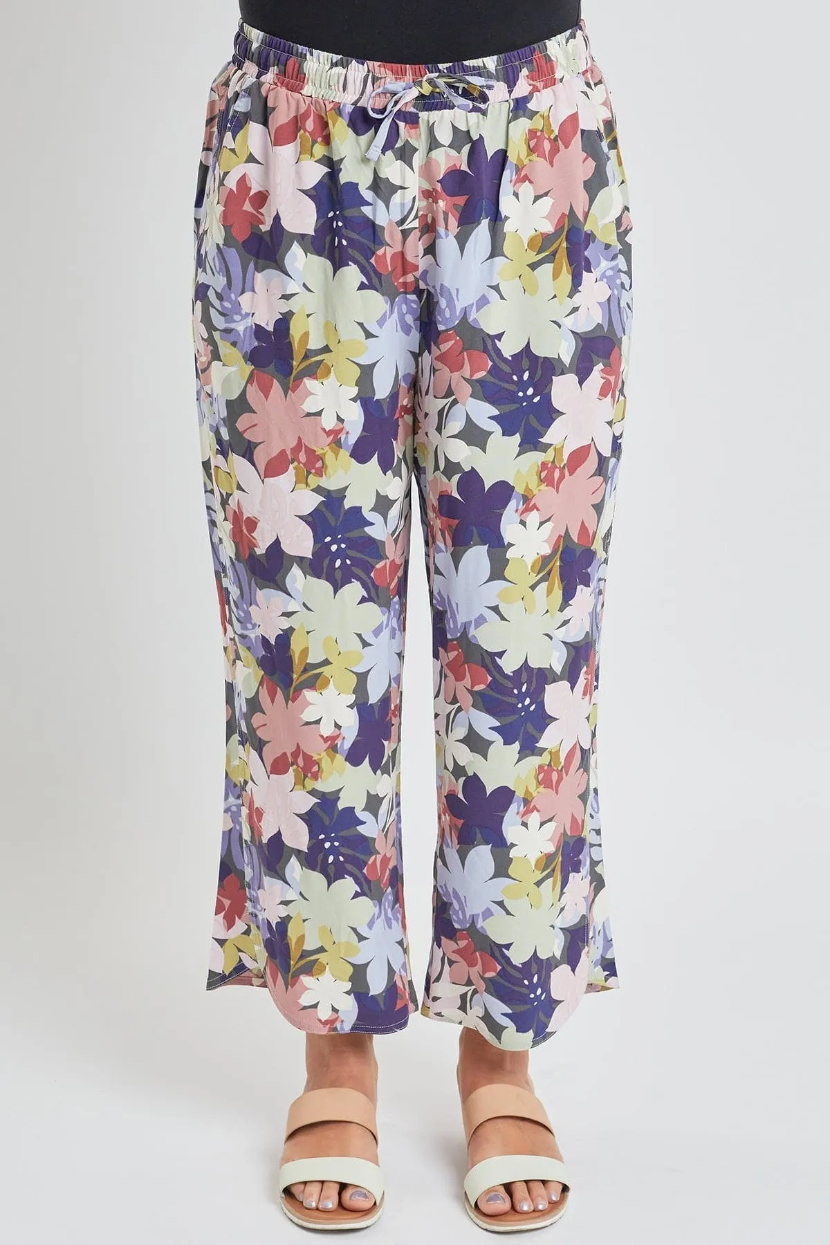 Women's Pull-On Stove Pipe Pant With Tulip Hem Detail