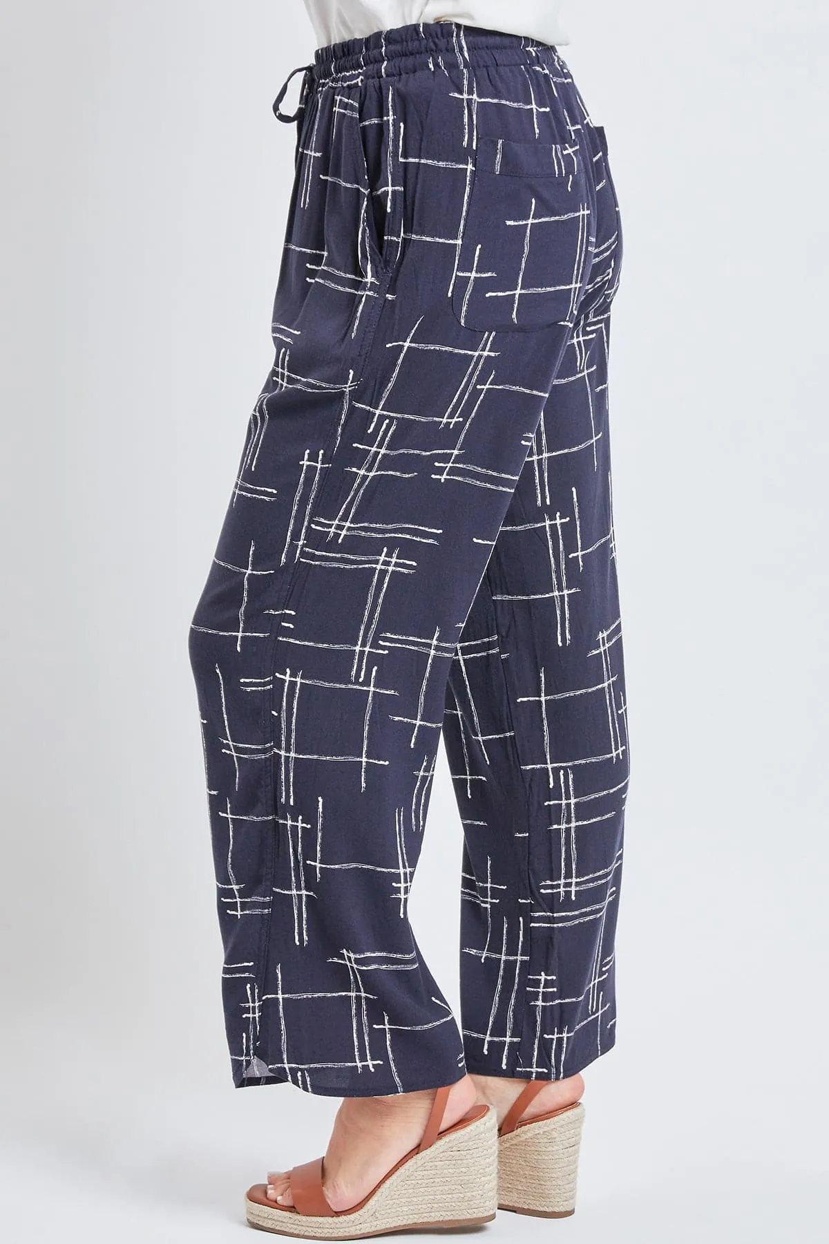 Women's Pull-On Stove Pipe Pant With Tulip Hem Detail